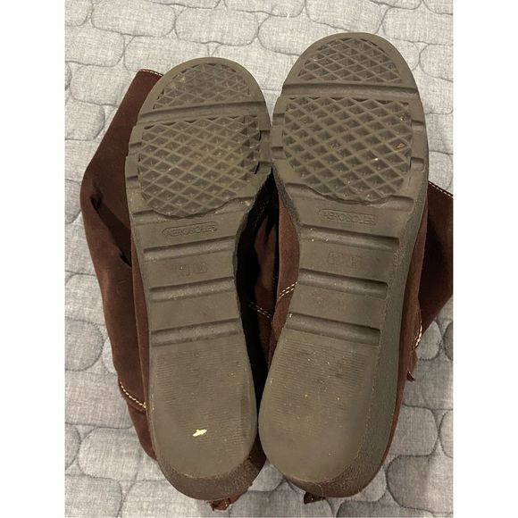 Ladies leather boots.  Size 8 1/2 by Aerosoles - Picture 5 of 6